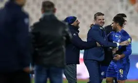 تشکر ویژه بازیکنان از استرا