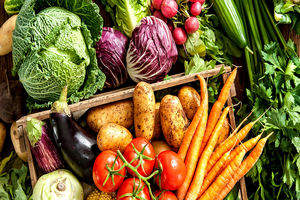 قیمت برخی از سبزیجات برگی و غیر برگی دستچین در غرفه تره بار