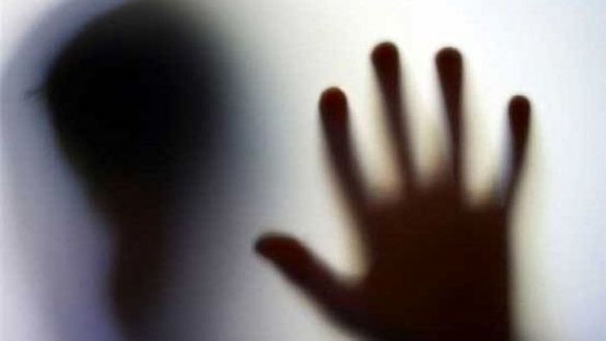 تجاوز جنجالی به پسر نوجوان در بالکن توسط دوست 33 سالهاش