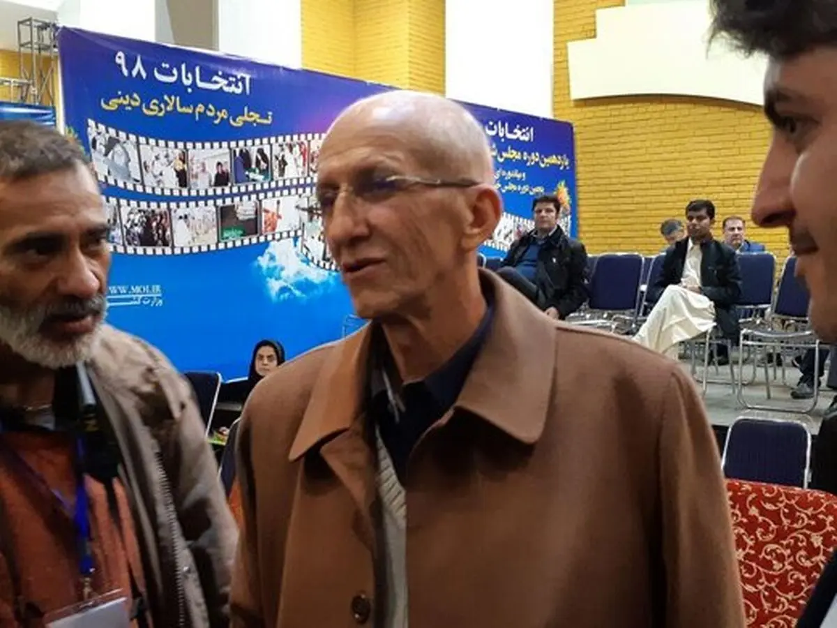 نوباوه: کاش انقلابی‌های حلال‌خور پیروز انتخابات شوند / ربطی به جبهه پایداری ندارم