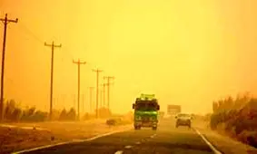 محور کرمان ـ زاهدان به علت وزش طوفان مسدود است