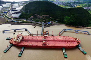 واردات نفت خام چین در ماه نوامبر رکورد زد