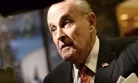 جولیانی و مواضع دوگانه‌اش / وکیل ترمپ همیشه به نفع او کار نمی‌کند