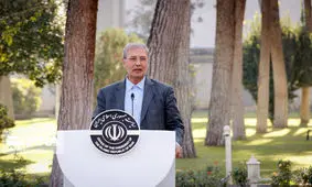 دولت قاطعانه از عملکرد همه وزرای خود دفاع می‌کند / برای آمریکا تحریم، جایگزین جنگ است