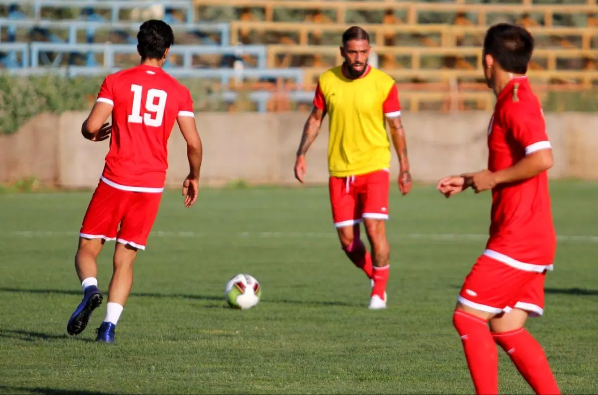 تراکتور، استخدام مانجا را تکذیب کرد