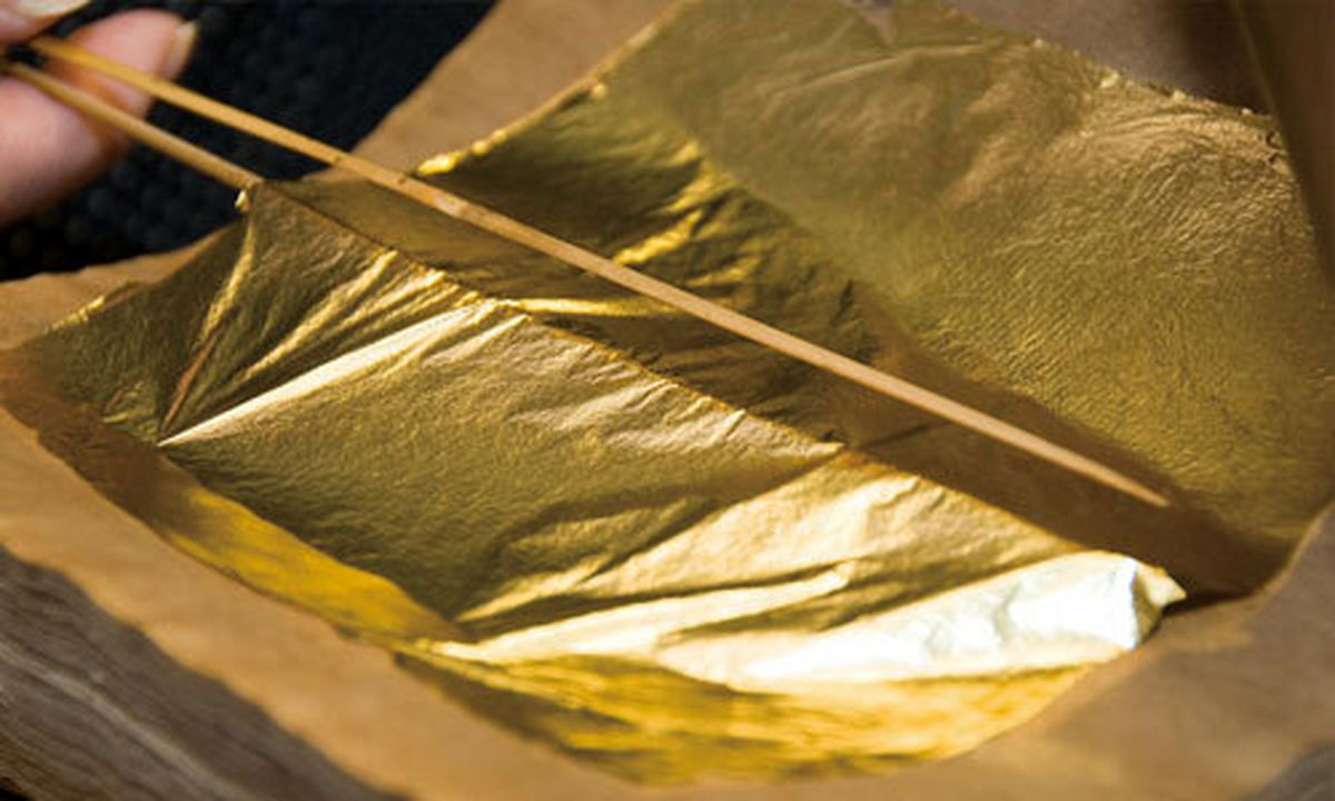 کشف ورق طلای ۲۳ میلیارد ریالی از کت راننده لکسوس در ارومیه