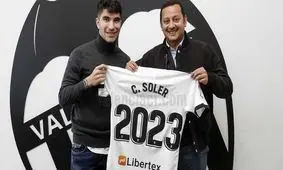 سولر با والنسیا تا 2023 تمدید کرد
