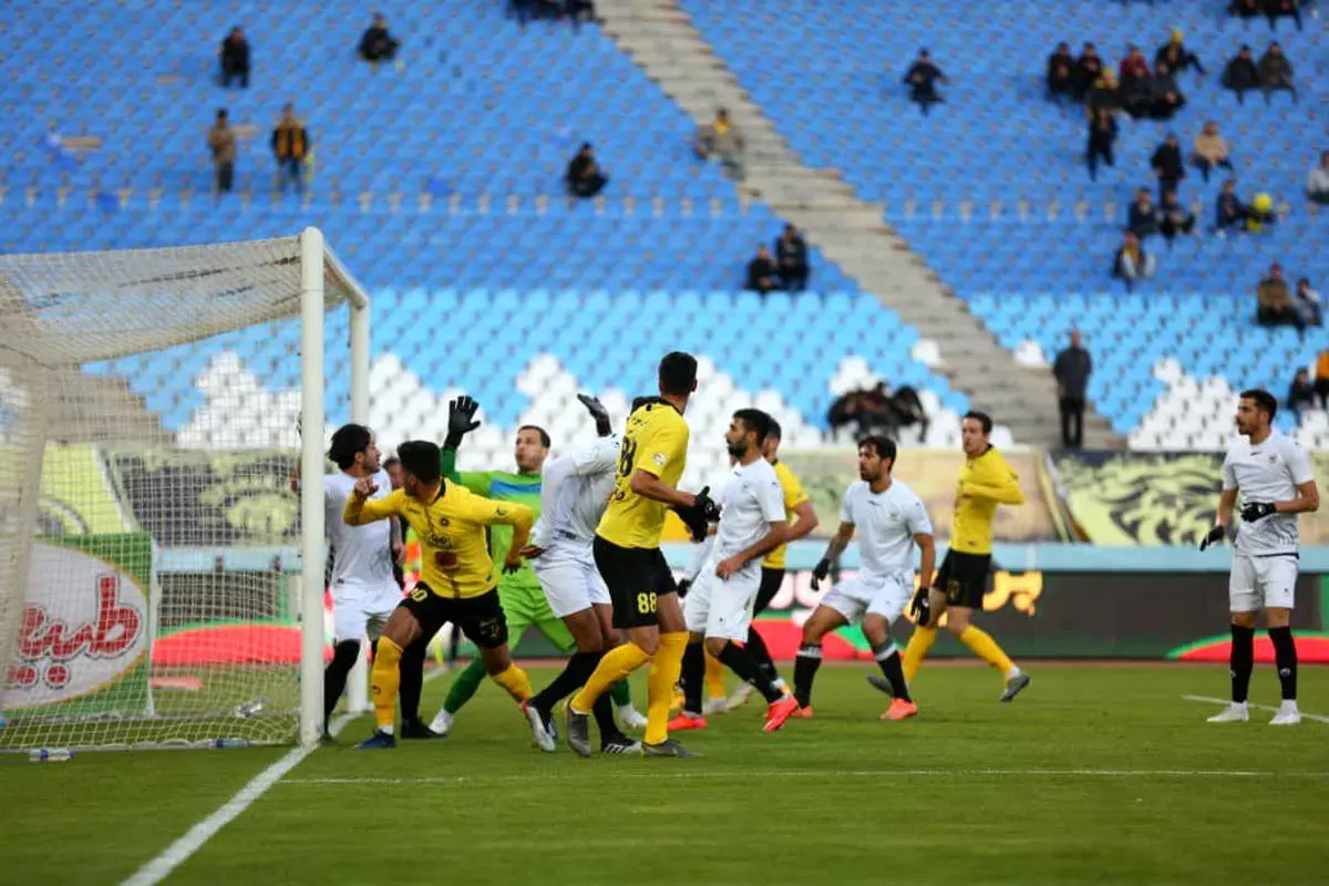 سومین گل محبی برای سپاهان