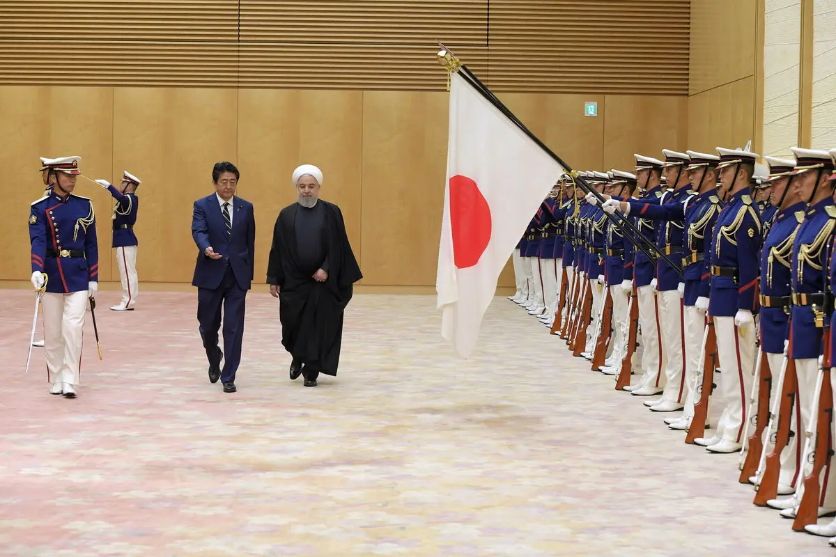 روحانی: امیدواریم ژاپن تلاش خود برای باقی ماندن برجام را انجام دهد / توصیه آبه به روحانی