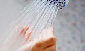 استحمام در شب بهتر است یا روز؟