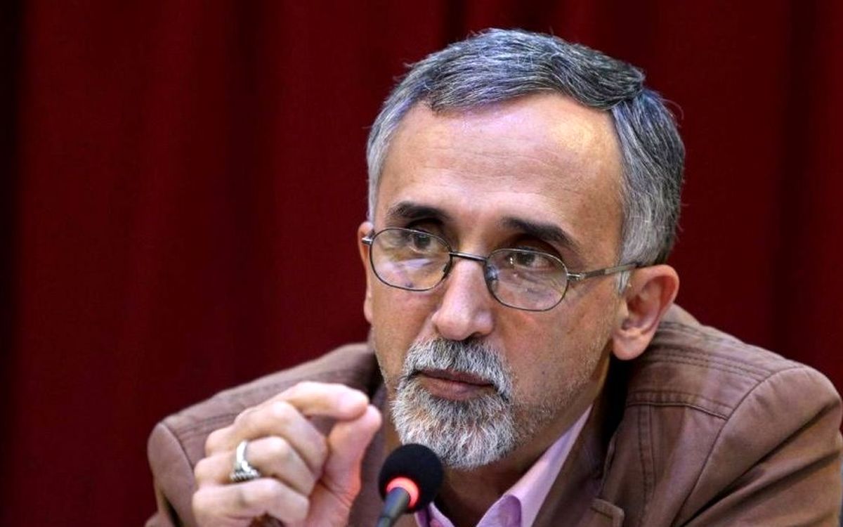 روحانی نمیتواند در اداره کابینه درست تصمیم بگیرد/ رئیسجمهور حتی توانایی گفتگو با رئیس مجلس را هم ندارد