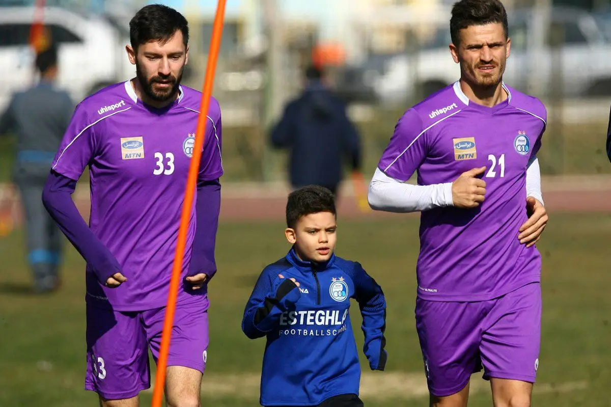 میهمان ویژه در تمرین استقلال!