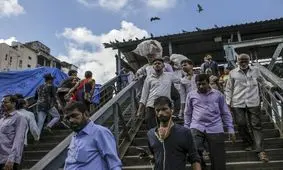 بانک‌های هند احتمالا از مشتریان بخواهند دین خود را ذکر کنند!