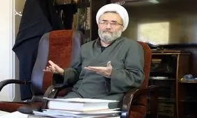 مجلس در هیچ جای امور نیست / وامصیبتا که اگر مسئولان از این‌ همه محرومیت خبر ندارند