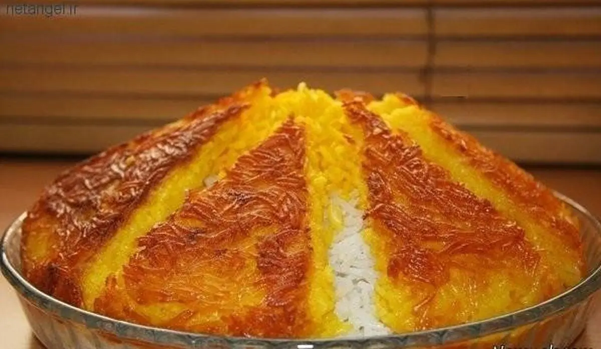 طرز تهیه ته‌دیگ ماست و تخم‌مرغی