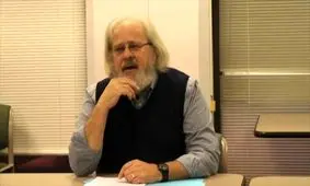 آیا ترامپ برای فرار از استیضاح به سراغ جنگ با ایران یا کره شمالی می‌رود؟ / پرفسور فرارو: درگیری با ایران شرایط داخلی آمریکا را به هم می‌ریزد