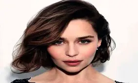 گلایه «امیلیا کلارک» از رفتار هواداران: وقتی درگیر «حمله عصبی» بودم درخواست سلفی داشتند!