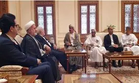 ظریف با وزیر دفتر سلطان قابوس دیدار کرد