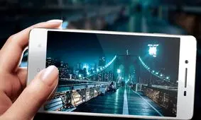 آیا واقعاً نور آبی موجود در گوشی‌های هوشمند به سلامت چشم آسیب می‌رساند؟