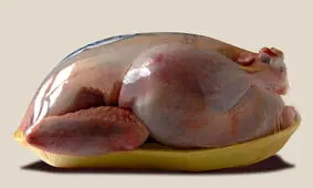 قیمت گوشت مرغ بسته بندی در غرفه های تره بار