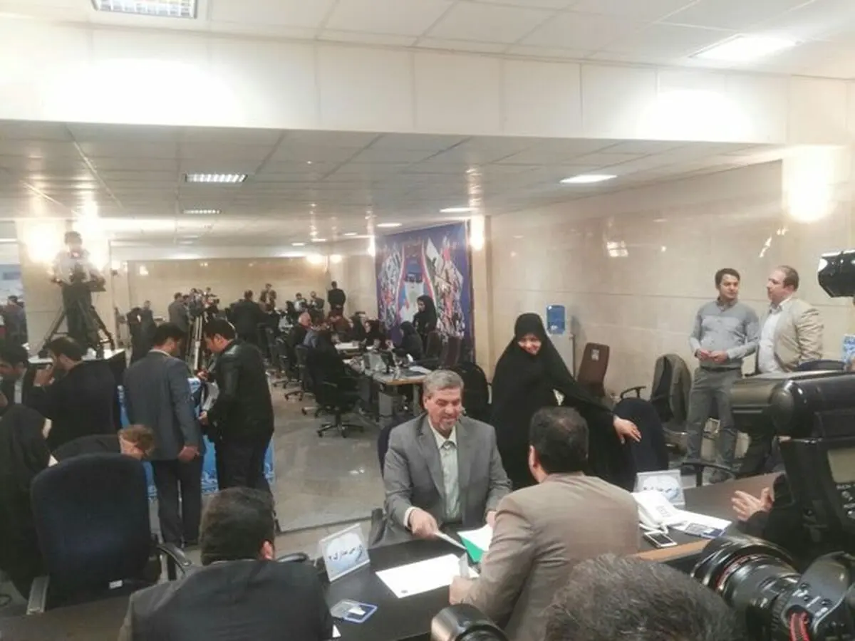 با آمدن احمدی نژاد انگیزه‌ام تقویت شد که بیایم