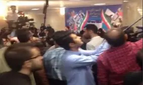فیلم/ ازدحام شدید خبرنگاران با ورود روحانی به ساختمان فاطمی