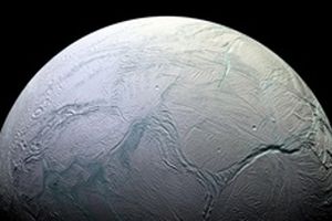 ناسا اعلام کرد: احتمال وجود حیات در قمر زحل/جایی برای جایگزین زمین