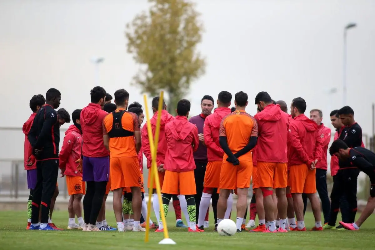 خنده، رمز تمرین امروز قرمزهای فولاد