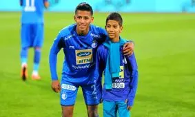 قائدی از خارج پیشنهاد داشت، اما نه انگلیس