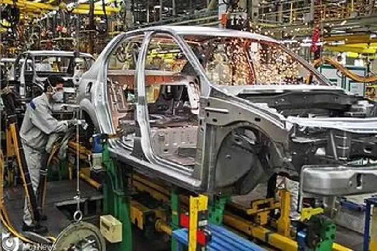 مهاجرت مدیر باسابقه خودروسازی / نخبه کشی مدیریت دولتی در صنعت خودرو
