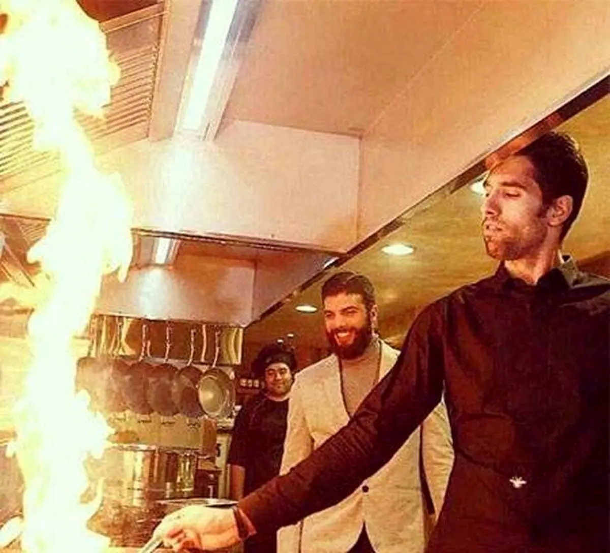 چهره های ورزشی که رستوران دارند + عکس