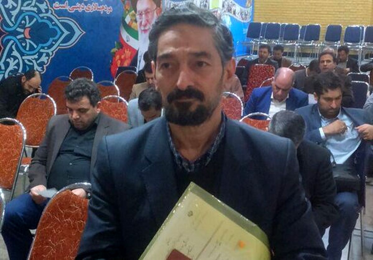 برادر اصولگرای صادق زیباکلام: برای مشارکت مردم در انتخابات فسفر نمیسوزانم/ سلامت کدام حزب را میتوان تایید کرد؟
