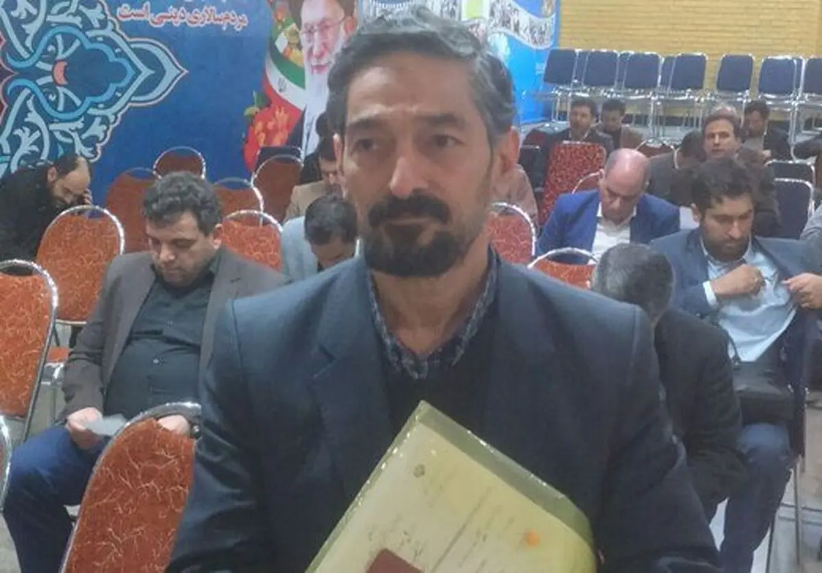 برادر اصولگرای صادق زیباکلام: برای مشارکت مردم در انتخابات فسفر نمی‌سوزانم/ سلامت کدام حزب را می‌توان تایید کرد؟