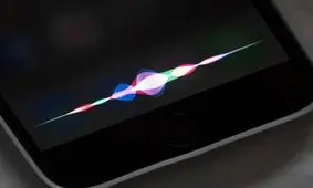 دستیار صوتی اپل جان پسر ۱۸ ساله را نجات داد