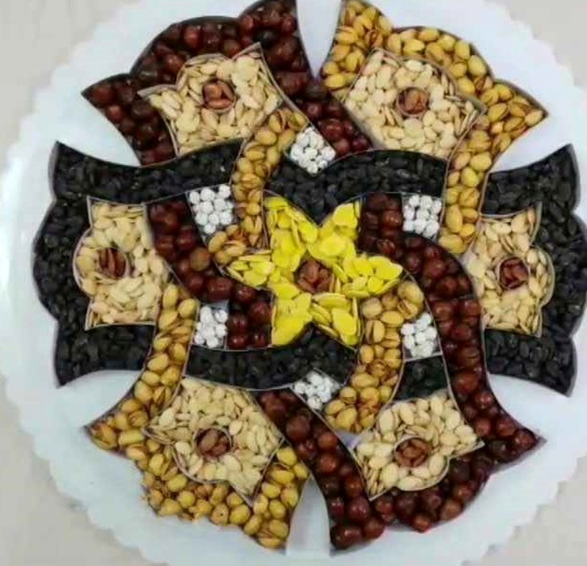 تزیین آجیل شب یلدای ۹۸