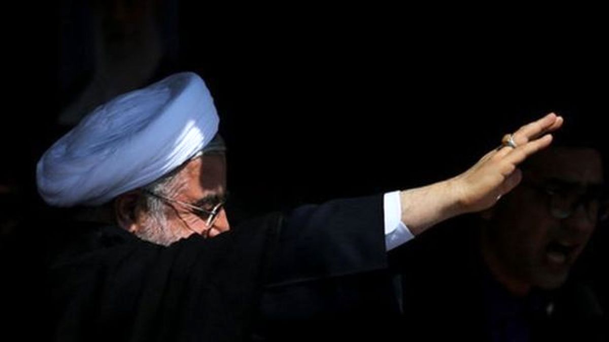 همه درخواست‌های استعفا و استیضاح حسن روحانی / دیروز اصولگراها، امروز اصلاح‌طلبان