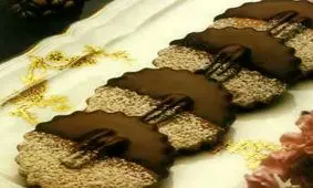 طرز تهیه “شیرینی نسکافه‌ای”