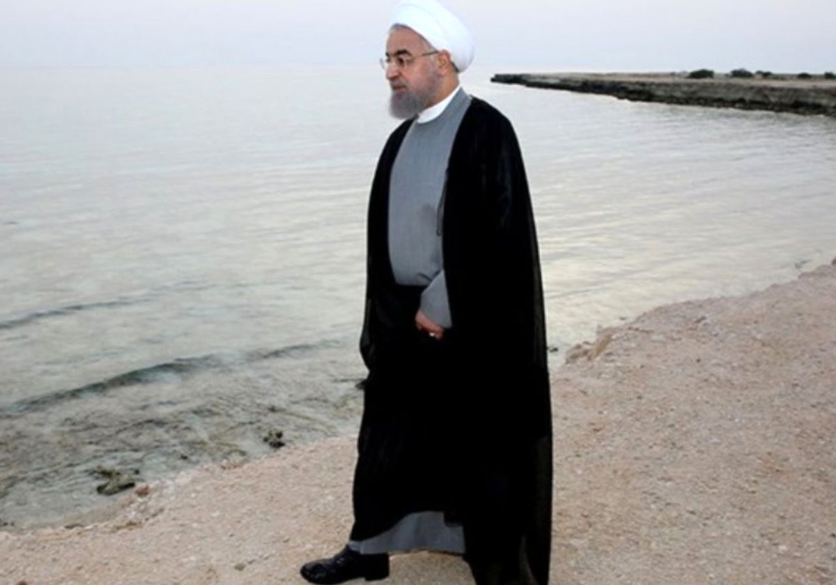 آلودگی هوای تهران در مرز تخلیه شهر؛ روحانی به شمال رفت! / نظر شما چیست؟