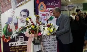 دختربچه اهل سیرجان قهرمان جهانی چرتکه شد