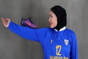 بانوی نهاوندی رکورددار جدید فوتبال ایران/ دختری که رکورد کلین‌شیت فوتبال‌ ایران را شکست
