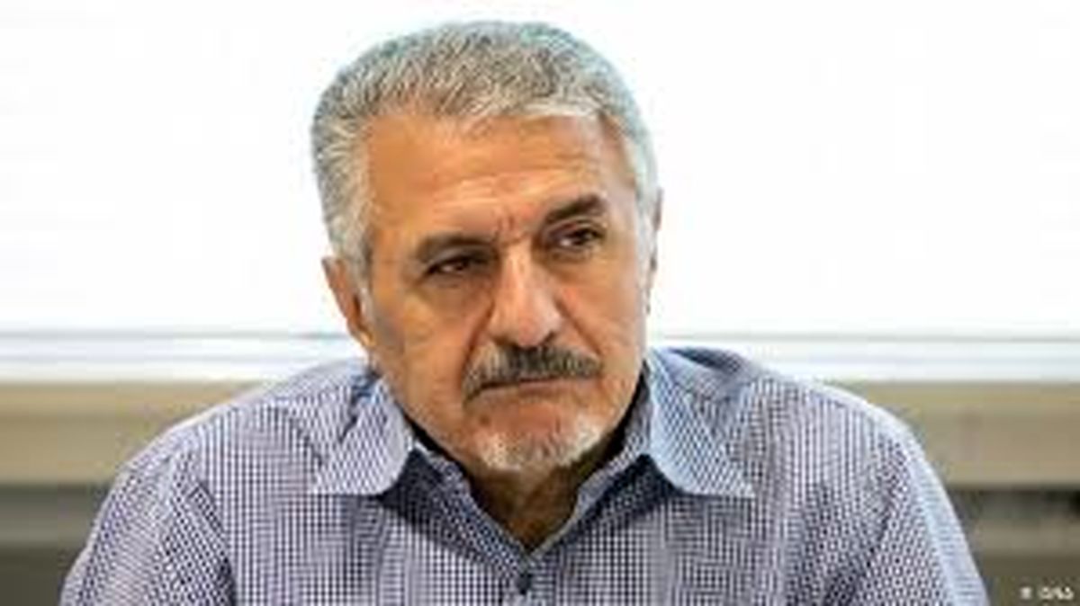 صفایی فراهانی: مردمی که نان شب ندارند، میخواهند از چه کسی طرفداری کنند/کره شمالی نباید الگوی ما باشد