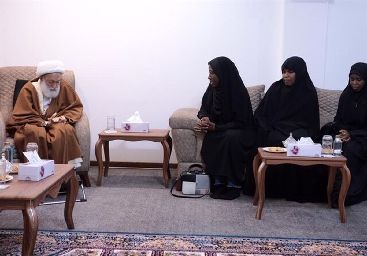 دختران رهبر شیعیان نیجریه در قم با رهبر شیعیان بحرین دیدار کردند