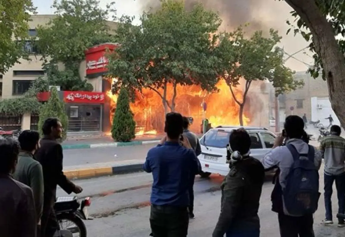 گزارش انجمن حمایت از حقوق کودکان برای پیگیری کودکان بازداشتی در اعتراضات آبان