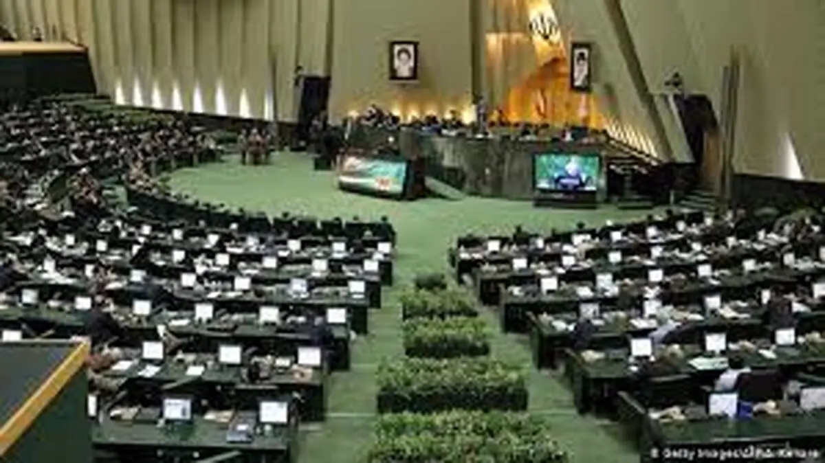 نظرسنجی انتخاباتی در سایت‌ها و کانال‌ها ممنوع است