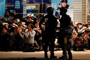 بازداشت ۴۰۰ نفر در ناآرامی‌های روز اول سال ۲۰۲۰ در هنگ‌کنگ