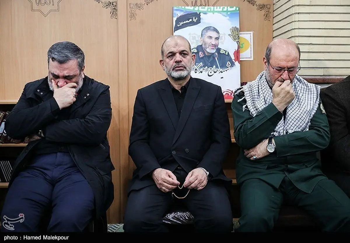 کدام فرماندهان نظامی در منزل سردار شهید سلیمانی حاضر شدند؟ +عکس