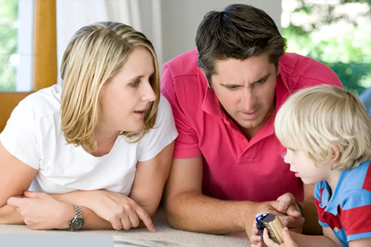 حرفهایی که برای سلامت روان کودکانمان باید به آنها بگوییم