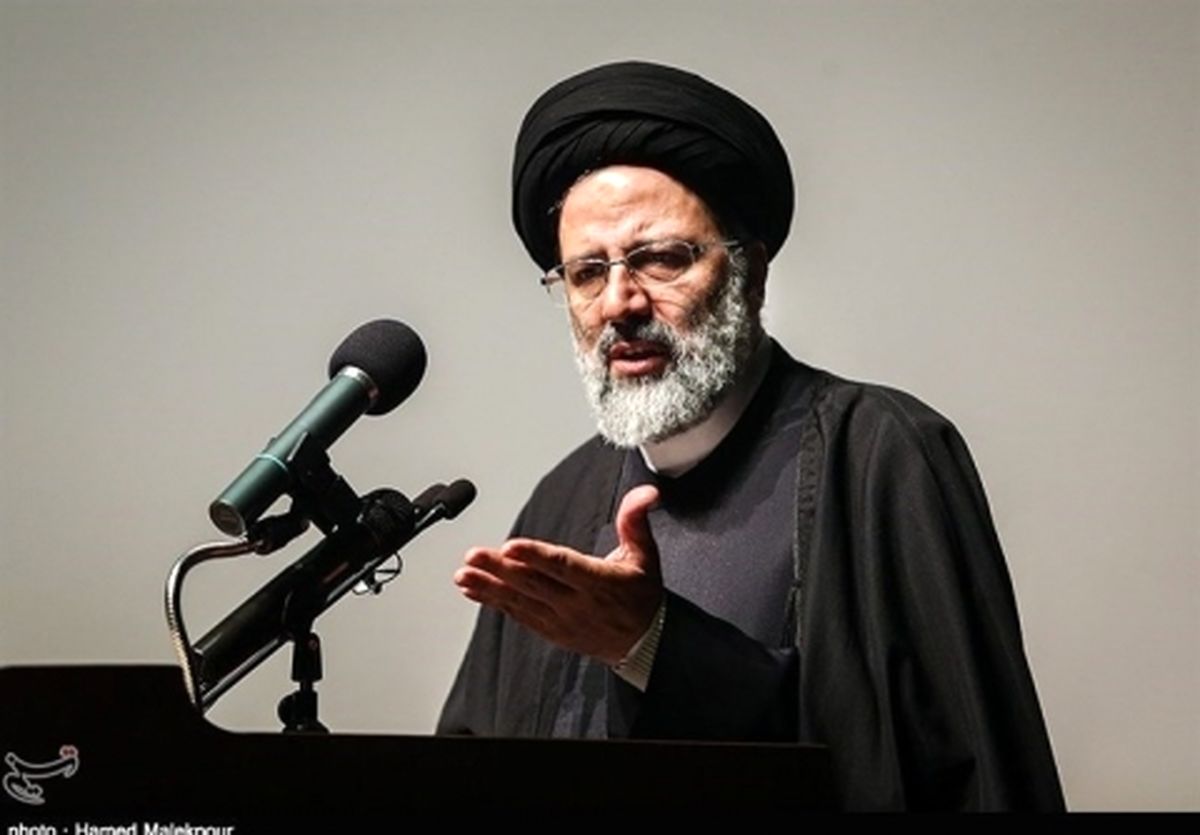 رئیسی: رقیب زید و عمر نیستم