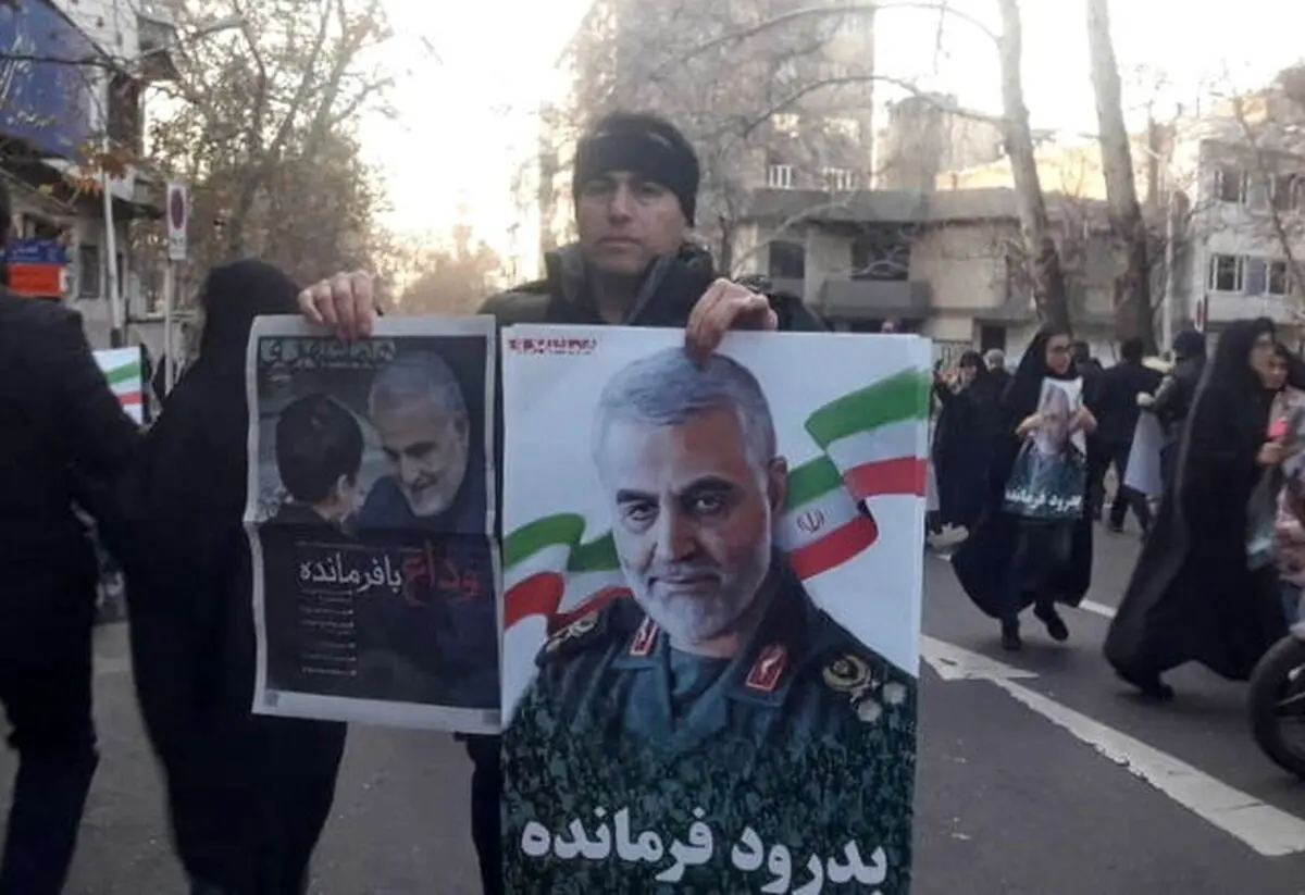 روزنامه‌هایی که پلاکارد شدند