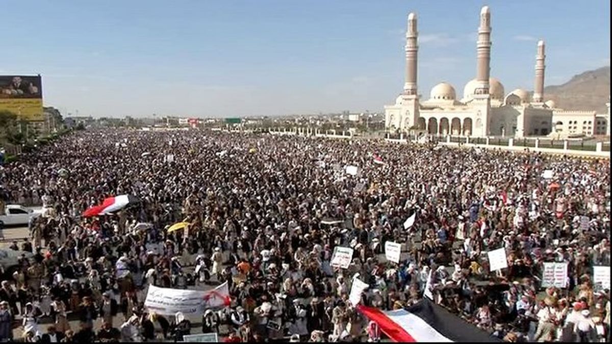 راهپیمایی میلیونی در صعده یمن علیه جنایت آمریکا در عراق / صنعا هم عصر امروز میزبان تظاهرات است